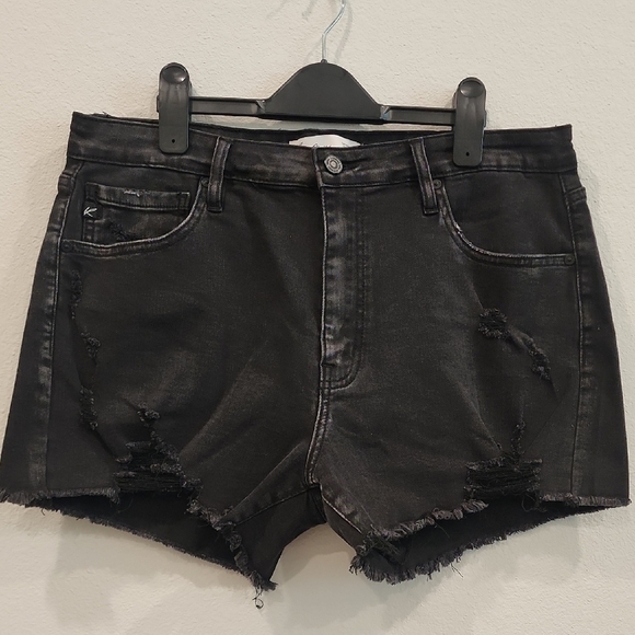 KanCan Black High-Waisted Jean Shorts with Frayed Hem - Picture 1 of 9